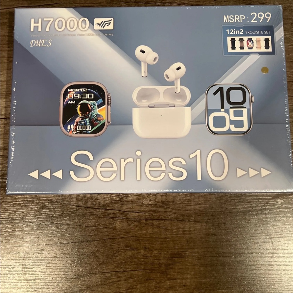 Series 10 Smartwatch and Earbuds Set - White